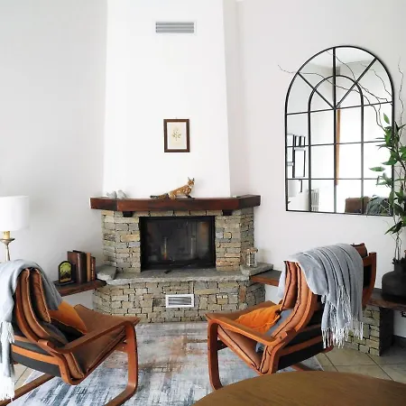 Апартаменты Grigna Casa Della Quiete Lecco Cremeno